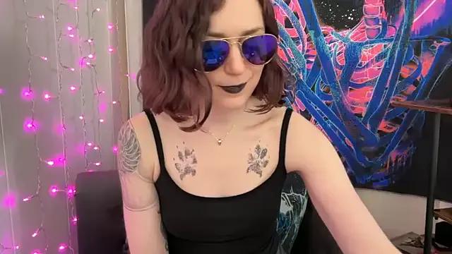 mistressannafoxx from StripChat is Freechat