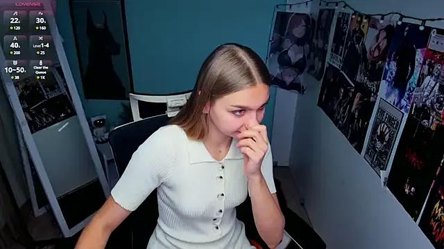 Molly_sweetie from StripChat