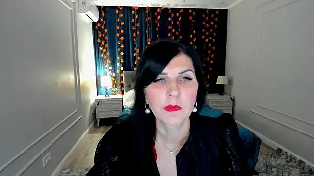 Moon_Veloure1 from StripChat is Freechat