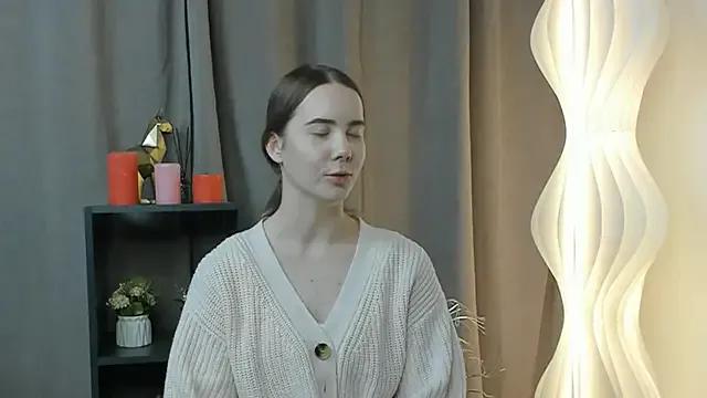 MoonBenne from StripChat is Freechat