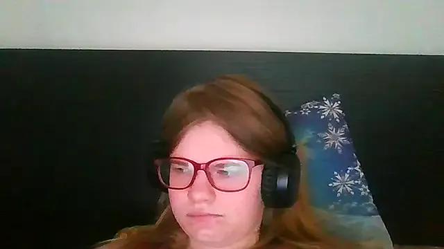Moonolighta from StripChat is Freechat