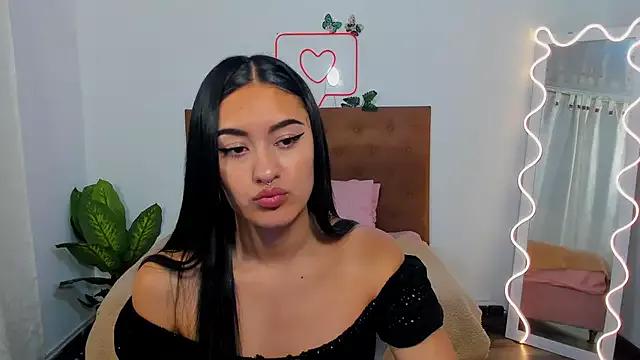 Moonshine_tay from StripChat