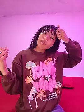 Morenblue from StripChat is Freechat