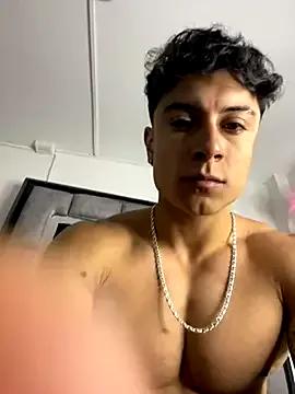 MR_MUSCLE from StripChat