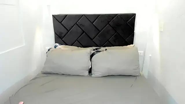 ms_megan from StripChat
