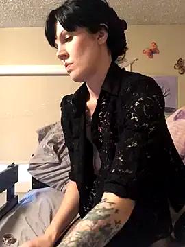 Mzz_lillypillxoxo from StripChat