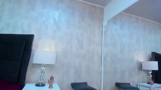 NahomyCarther from StripChat is Freechat