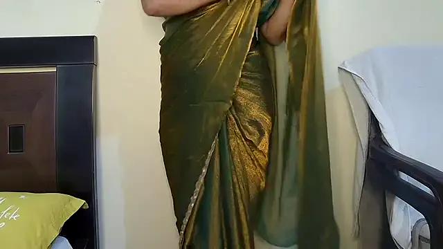 Naina_For_You from StripChat
