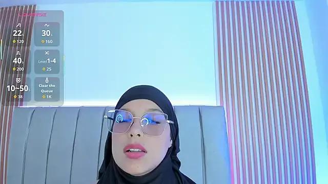 naishaa_ from StripChat is Freechat