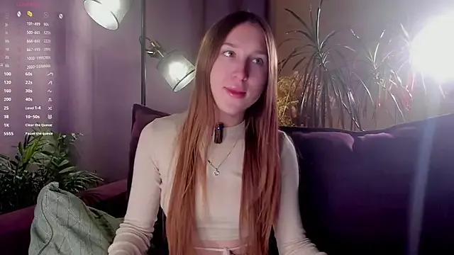 NanaMertins from StripChat is Freechat
