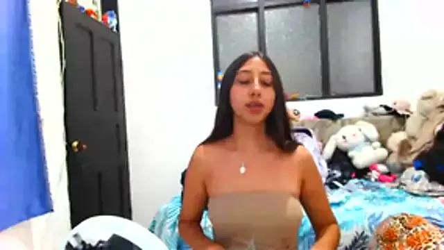 Nanilux from StripChat is Freechat