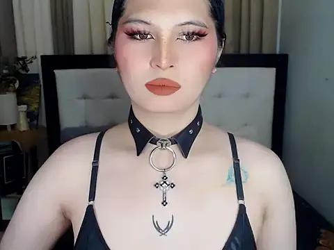 NaomiSmall from StripChat is Freechat