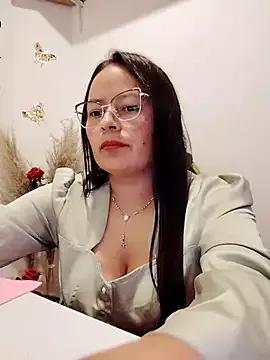 Natasha_leon_ from StripChat is Freechat