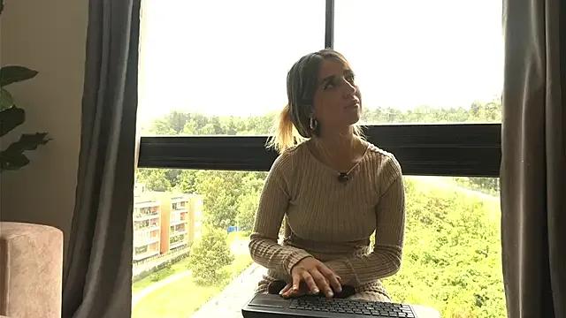 Natasna2 from StripChat