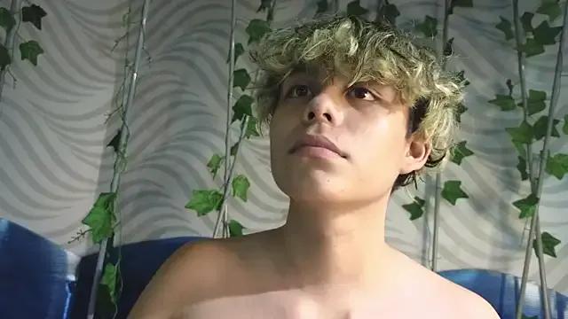 nathan_bell from StripChat is Freechat