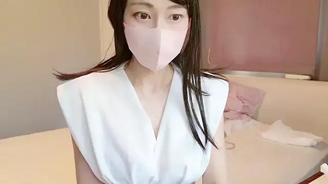 Natsu_lovely_JP from StripChat is Freechat