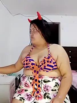 natt-bigass from StripChat is Freechat