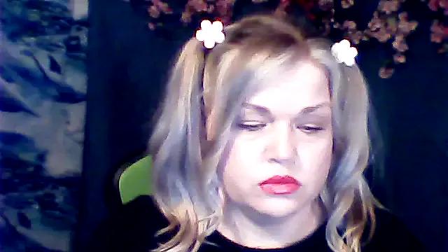 Nayvessa from StripChat is Freechat