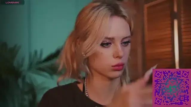 Nelly_Carroll from StripChat