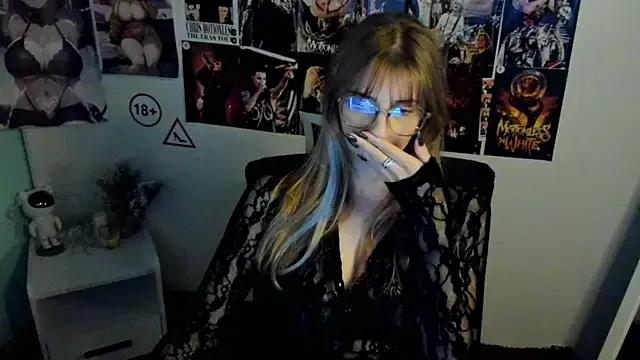 NeyliDream from StripChat is Freechat