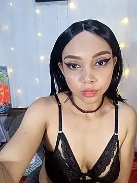 nickyCollins from StripChat is Freechat