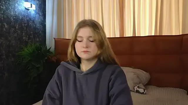 NightSaffron from StripChat is Freechat