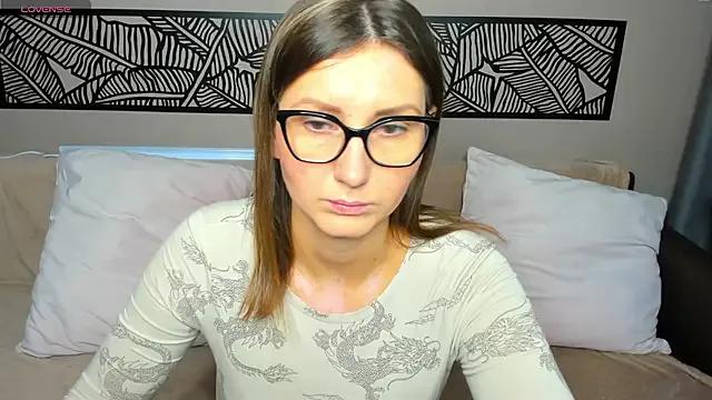 NikkiKiss__ from StripChat is Freechat