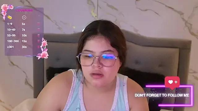 Nina_Rouge7 from StripChat is Freechat