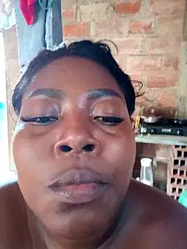 nini-will from StripChat is Freechat
