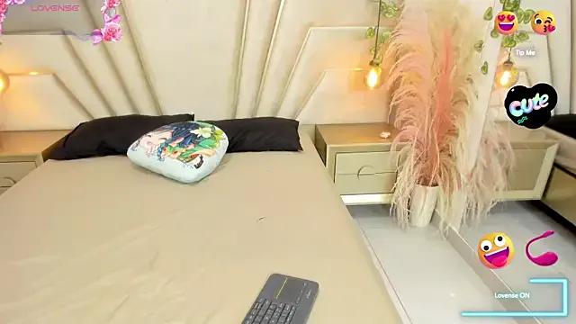 NoahPuff from StripChat is Freechat