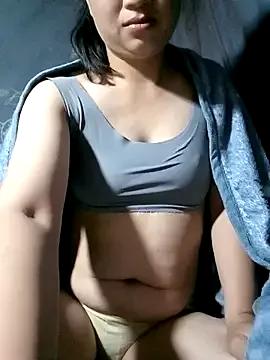 Noelle-e from StripChat is Freechat