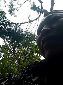 nui-show from StripChat is Freechat