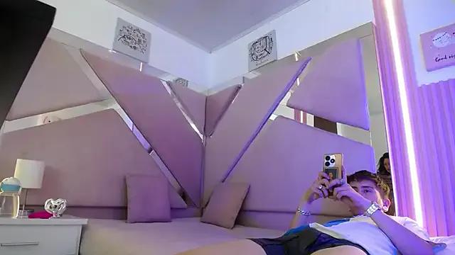 oblivionlove from StripChat is Freechat