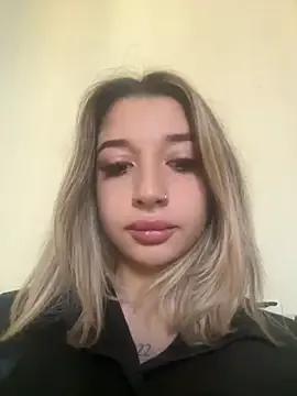 OdetteMason from StripChat is Freechat