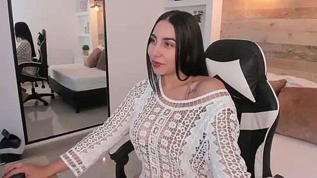 olivia_willoow from StripChat is Freechat