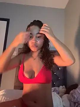 OliviaAshhh from StripChat is Freechat