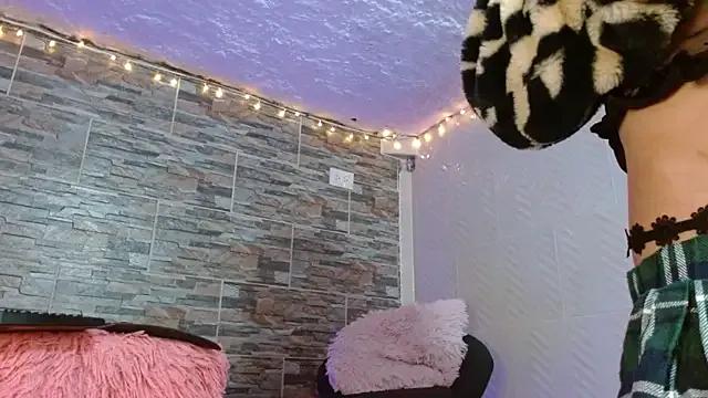 omar_alurba from StripChat is Freechat