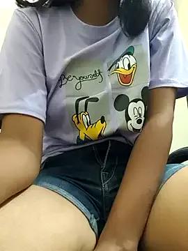 Osm_mayra from StripChat is Freechat