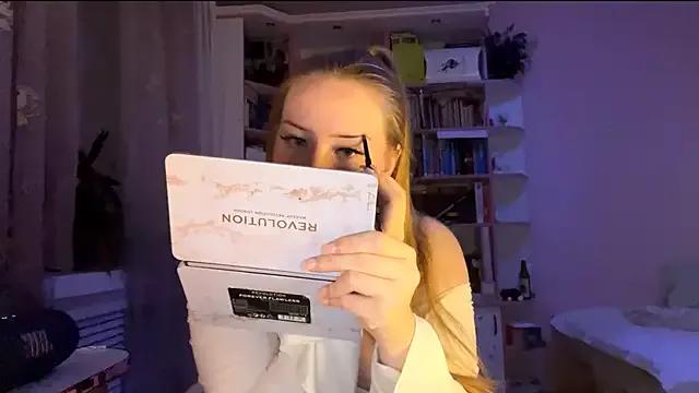 PandaFluff from StripChat is Freechat