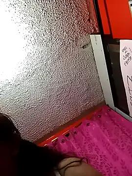 penny_foxxxy from StripChat is Freechat