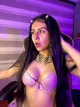 PerlaCam_ from StripChat is Freechat