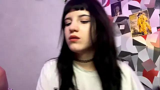 PikmiSmile from StripChat is Freechat