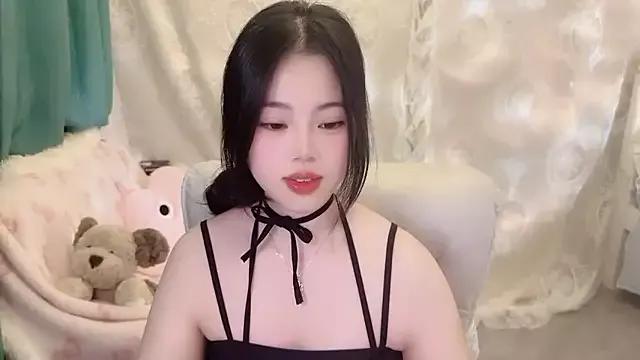 pink-qiqi from StripChat is Freechat