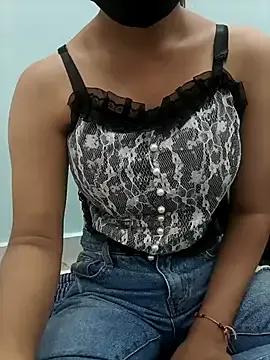 Pinki_05 from StripChat is Freechat