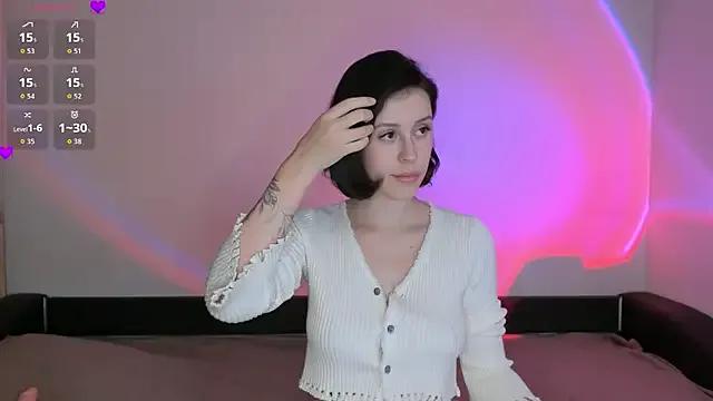 pinkyhoy from StripChat is Freechat