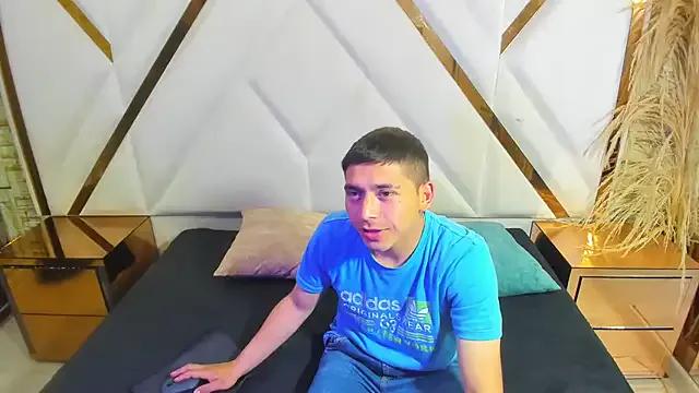 Pleasuresex1 from StripChat is Freechat