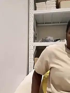 pretty_shany from StripChat is Freechat