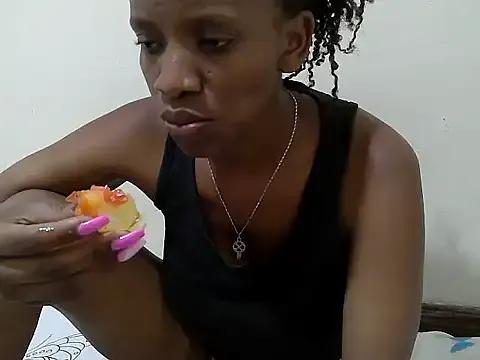 prettybeee from StripChat is Freechat