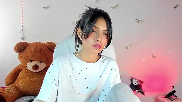 princessluna_19 from StripChat is Freechat