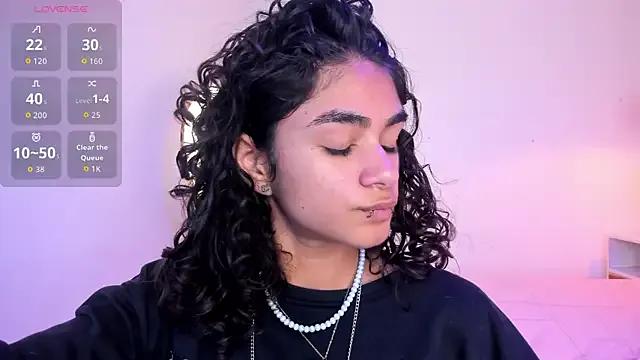 Puffy_Hearts from StripChat is Freechat